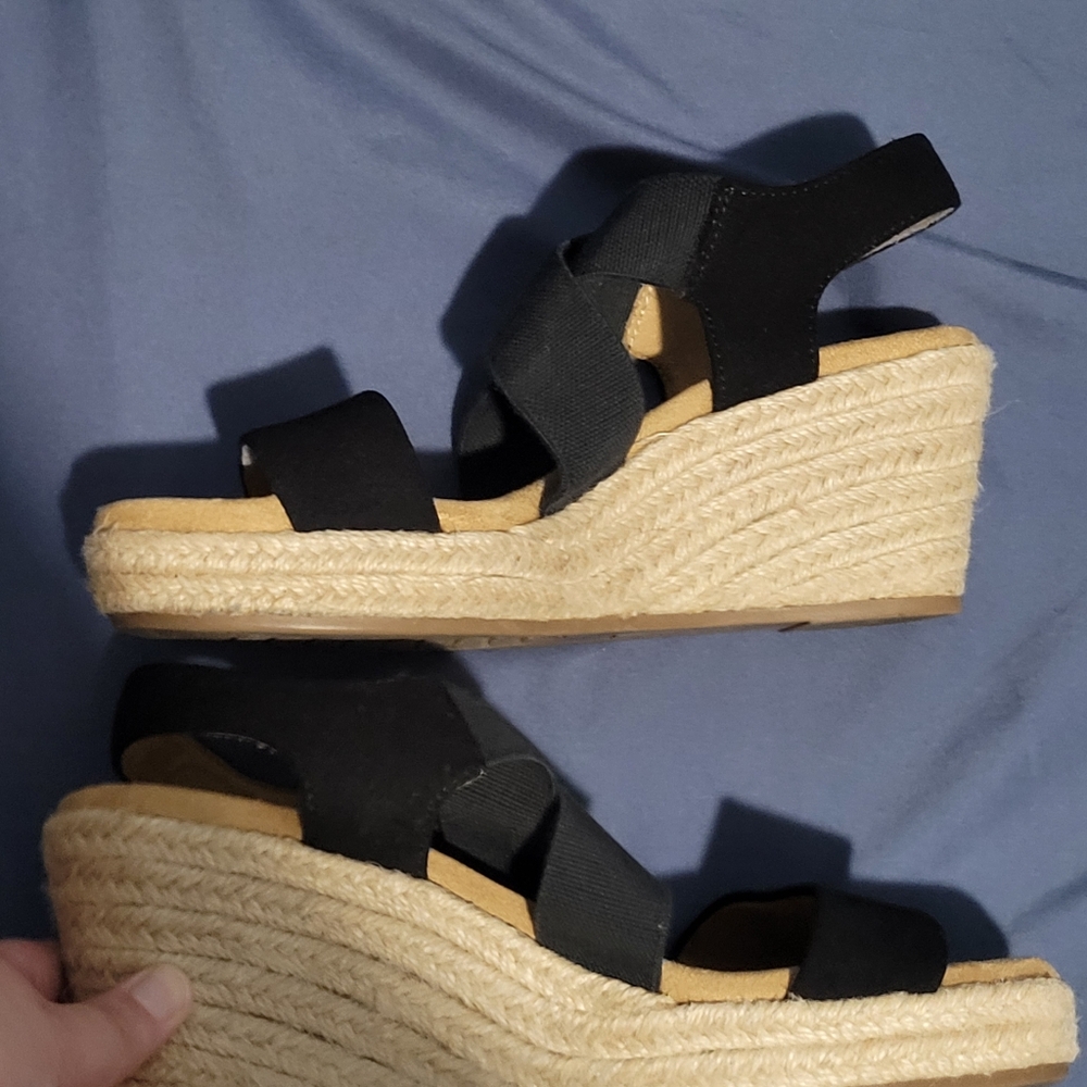 Sonoma Women's Black Sandals - Picture 4 of 7